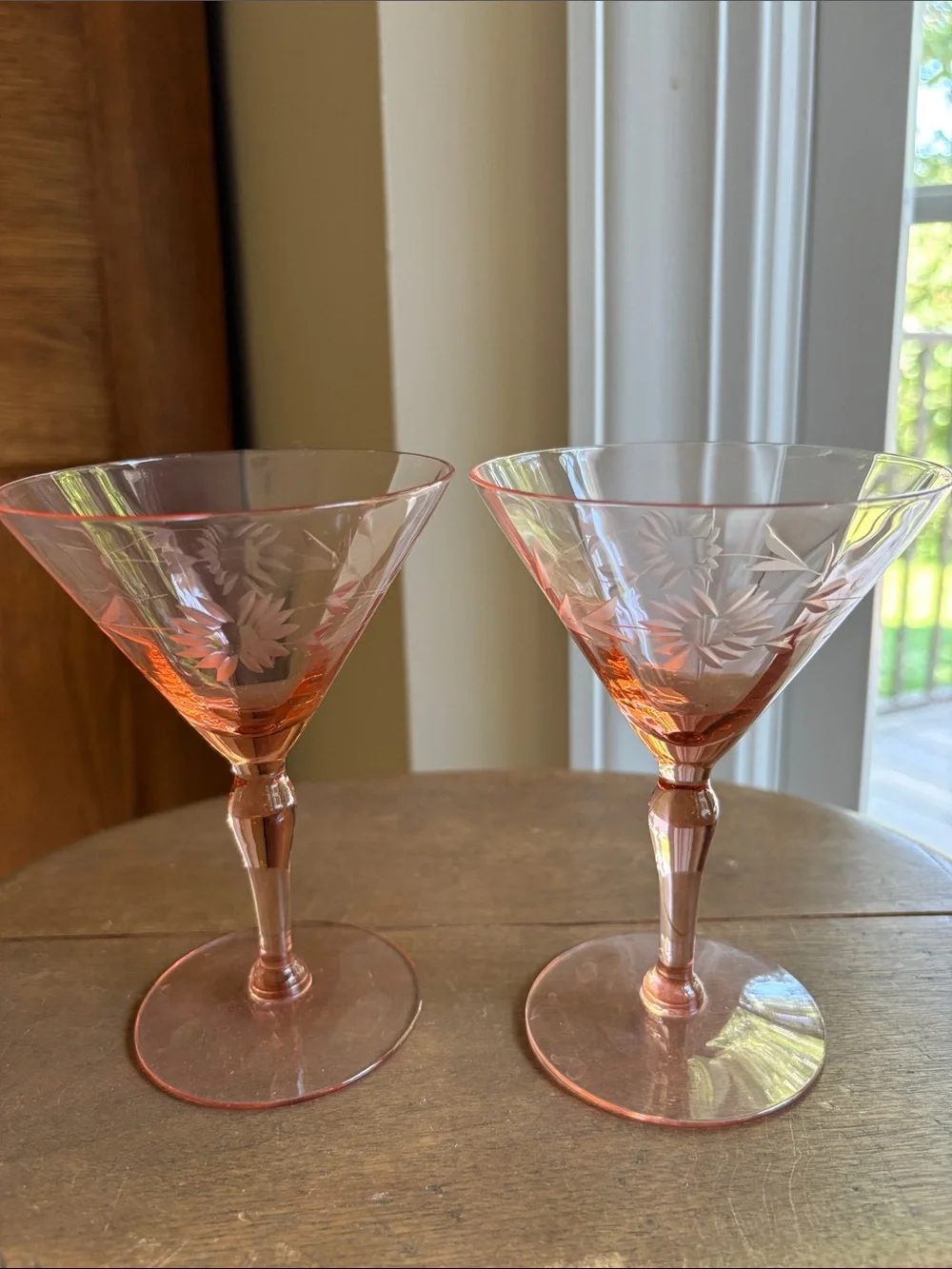 Set of 2 Pink Etched Cocktail Glasses with Leaf Motif